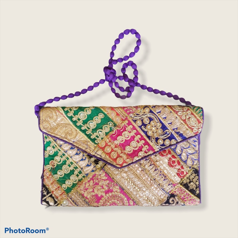 Beautiful handcrafted Indian purse (new)